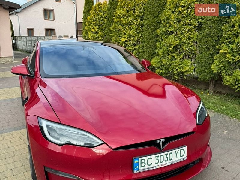 Лифтбек Tesla Model S 2022 в Стрые