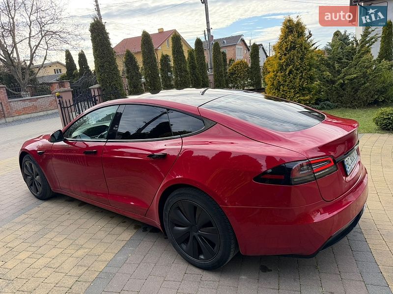 Лифтбек Tesla Model S 2022 в Стрые