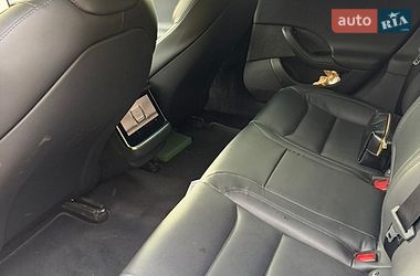 Лифтбек Tesla Model S 2022 в Стрые