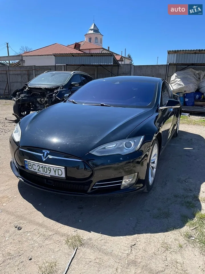2015 Tesla Model S - мініатюра 21