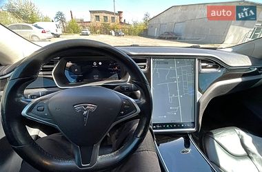 Лифтбек Tesla Model S 2014 в Львове