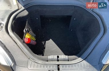 Лифтбек Tesla Model S 2014 в Львове