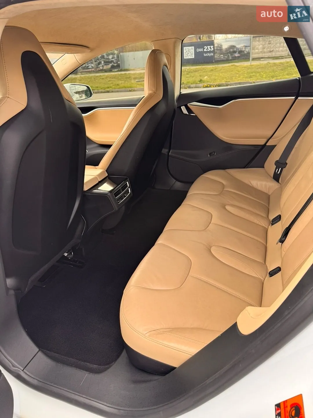 2014 Tesla Model S - мініатюра 6
