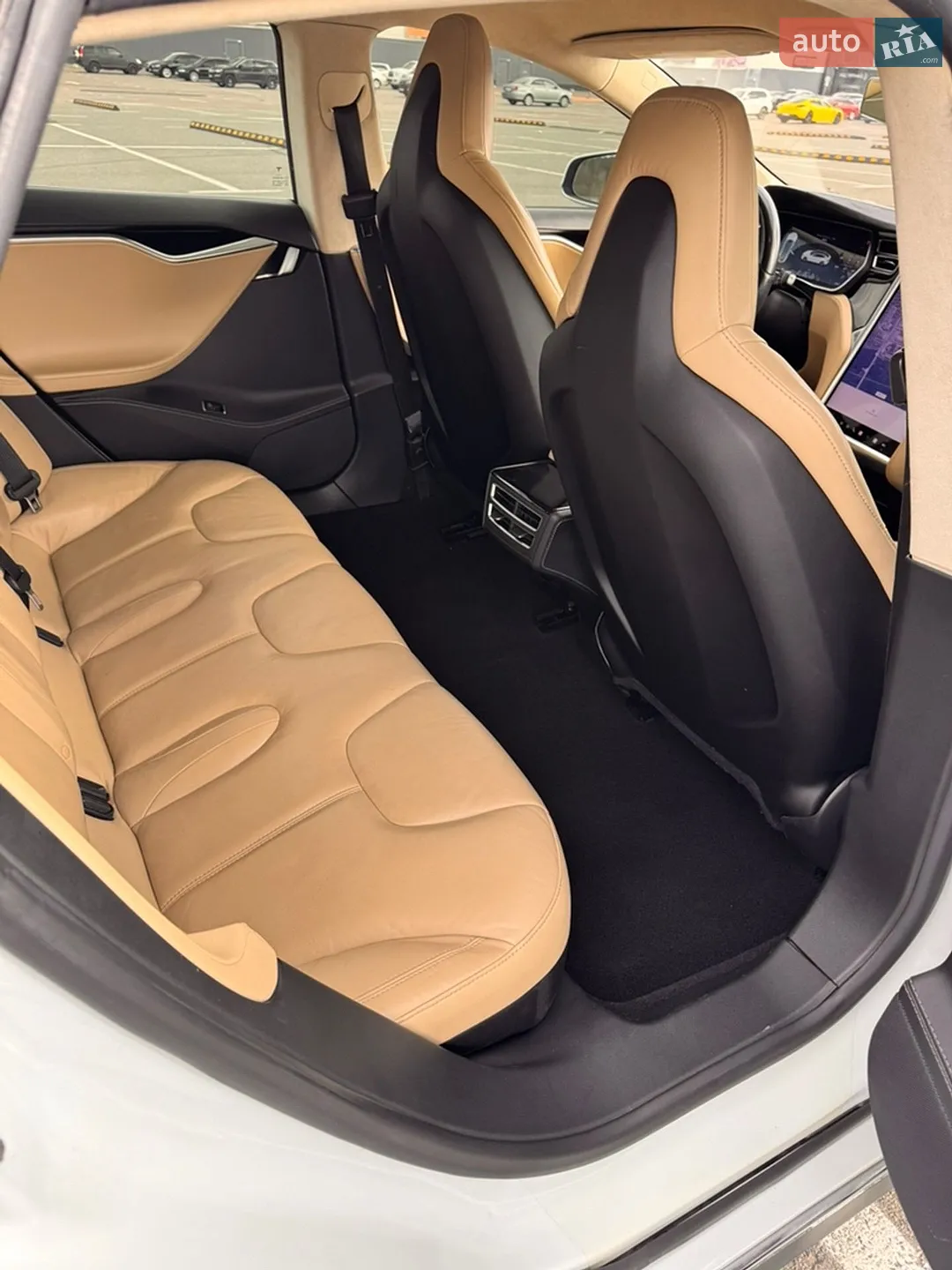 2014 Tesla Model S - мініатюра 8