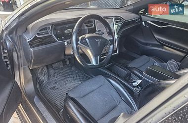 Лифтбек Tesla Model S 2017 в Киеве