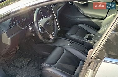 Лифтбек Tesla Model S 2018 в Днепре