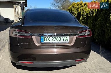 Ліфтбек Tesla Model S 2013 в Дунаївцях