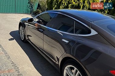 Ліфтбек Tesla Model S 2013 в Дунаївцях