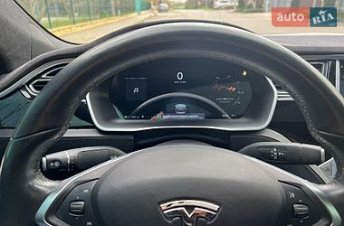 Ліфтбек Tesla Model S 2016 в Одесі