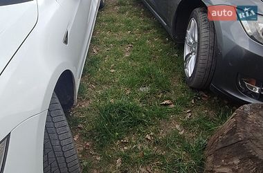 Ліфтбек Tesla Model S 2014 в Житомирі