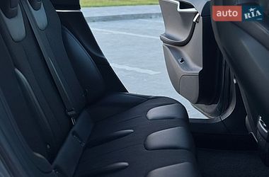 Лифтбек Tesla Model S 2016 в Буче
