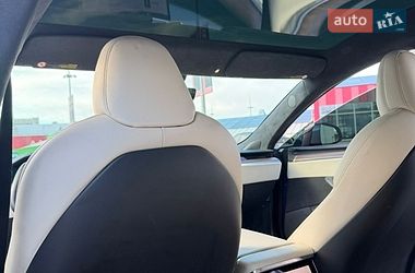 Лифтбек Tesla Model S 2022 в Киеве