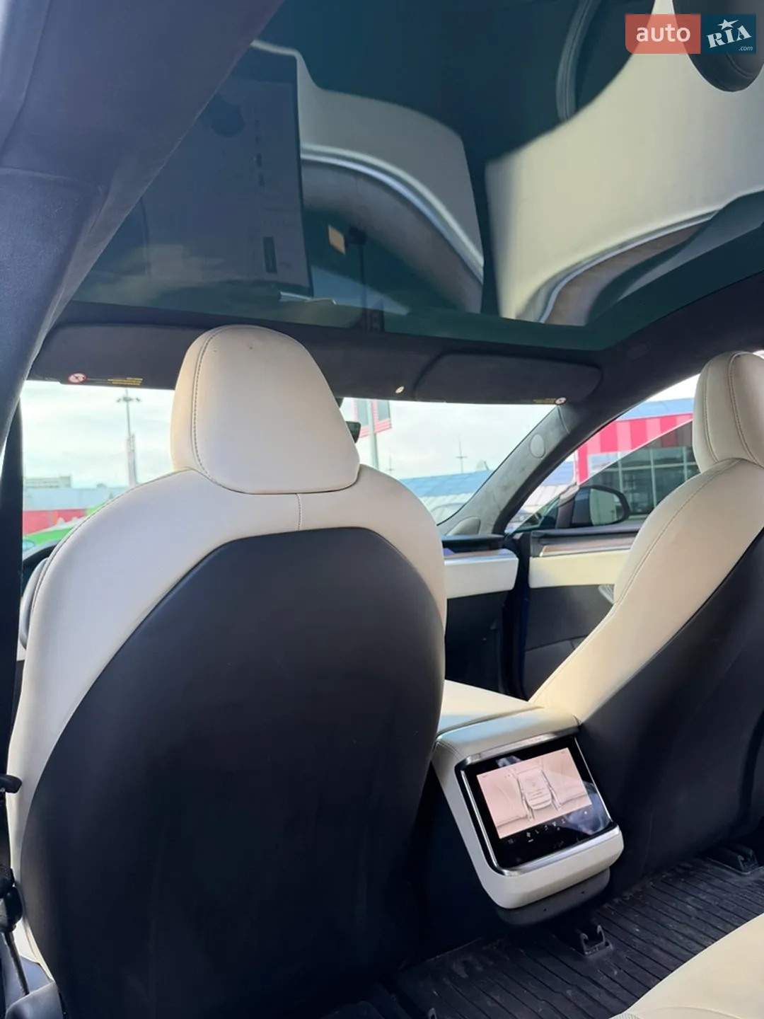 2022 Tesla Model S - мініатюра 17
