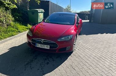 Лифтбек Tesla Model S 2016 в Львове фото 2 Лифтбек Tesla Model S 2016 в Львове