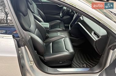 Лифтбек Tesla Model S 2018 в Днепре