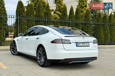 Лифтбек Tesla Model S 2014 в Одессе