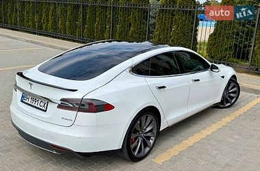 Лифтбек Tesla Model S 2014 в Одессе
