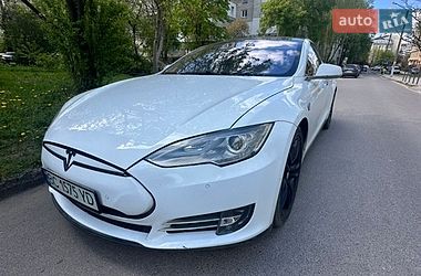 Ліфтбек Tesla Model S 2016 в Львові фото 2 Ліфтбек Tesla Model S 2016 в Львові