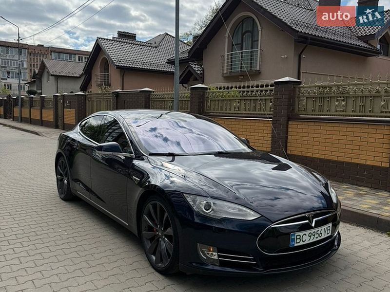 Tesla Model S 2014 Tesla Model S 2014