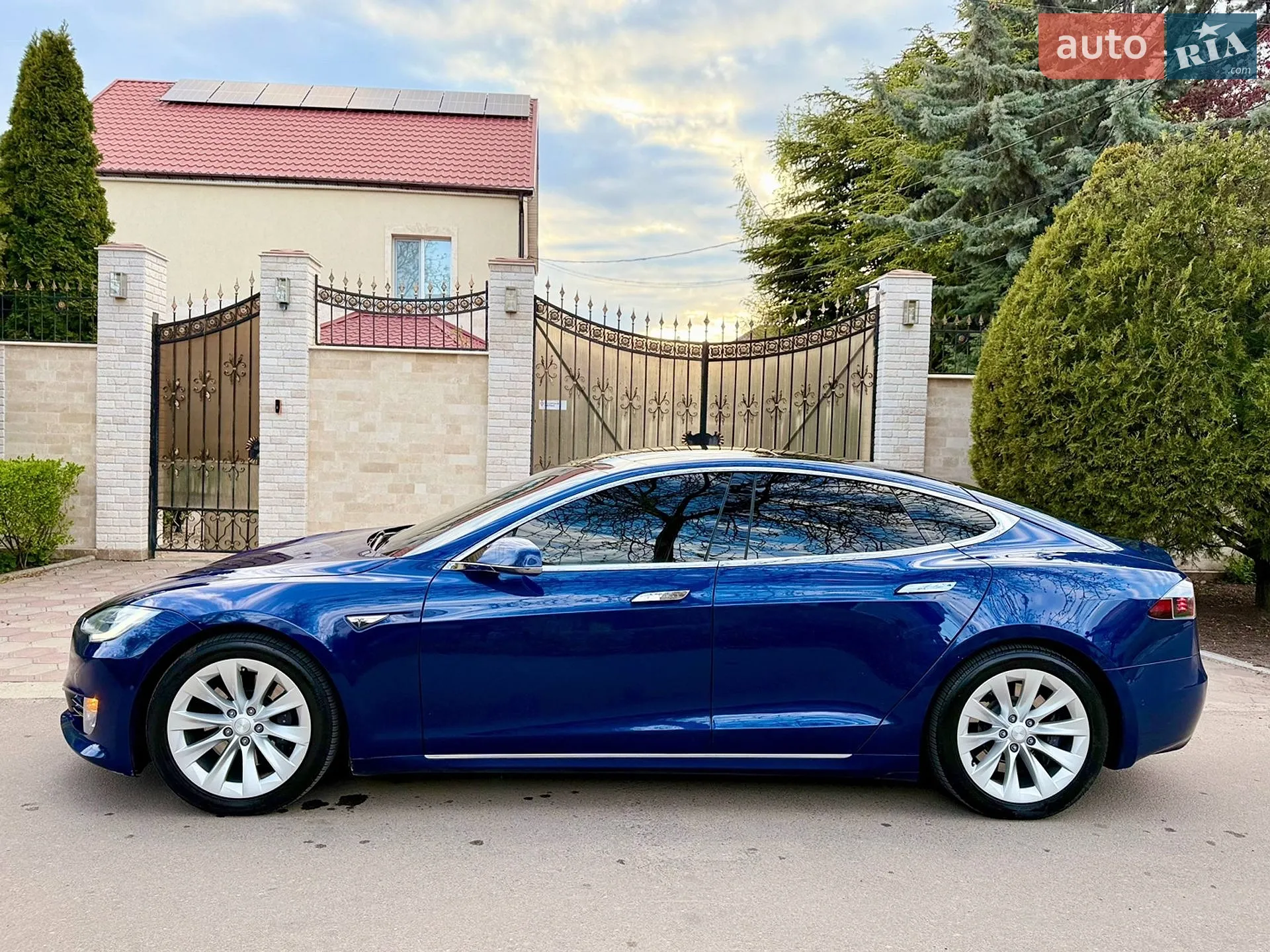 2016 Tesla Model S - мініатюра 4