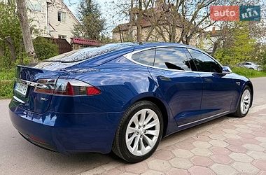 Лифтбек Tesla Model S 2016 в Одессе