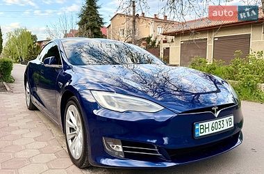 Лифтбек Tesla Model S 2016 в Одессе