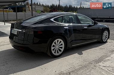 Лифтбек Tesla Model S 2016 в Каменском