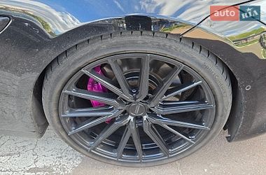 Лифтбек Tesla Model S 2019 в Киеве