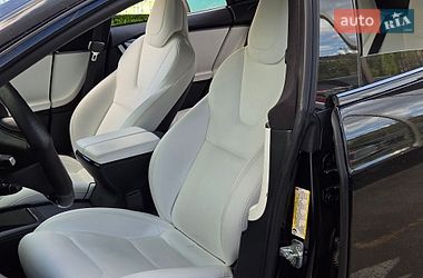 Лифтбек Tesla Model S 2019 в Киеве