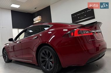 Лифтбек Tesla Model S 2020 в Дрогобыче