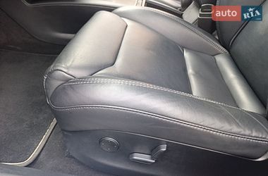 Лифтбек Tesla Model S 2019 в Житомире