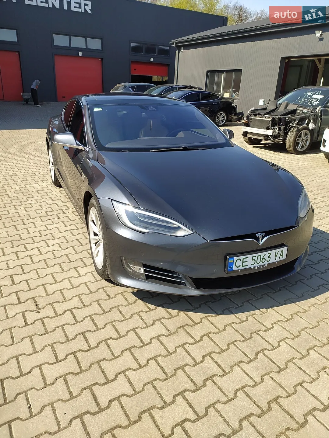 2016 Tesla Model S - мініатюра 39