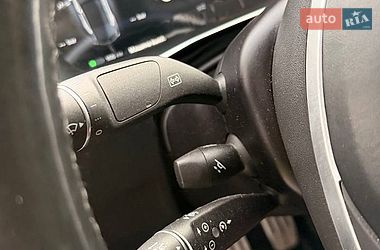 Лифтбек Tesla Model S 2015 в Киеве