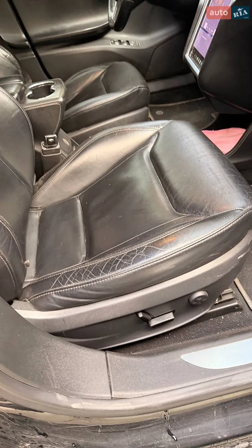 2015 Tesla Model S - мініатюра 37