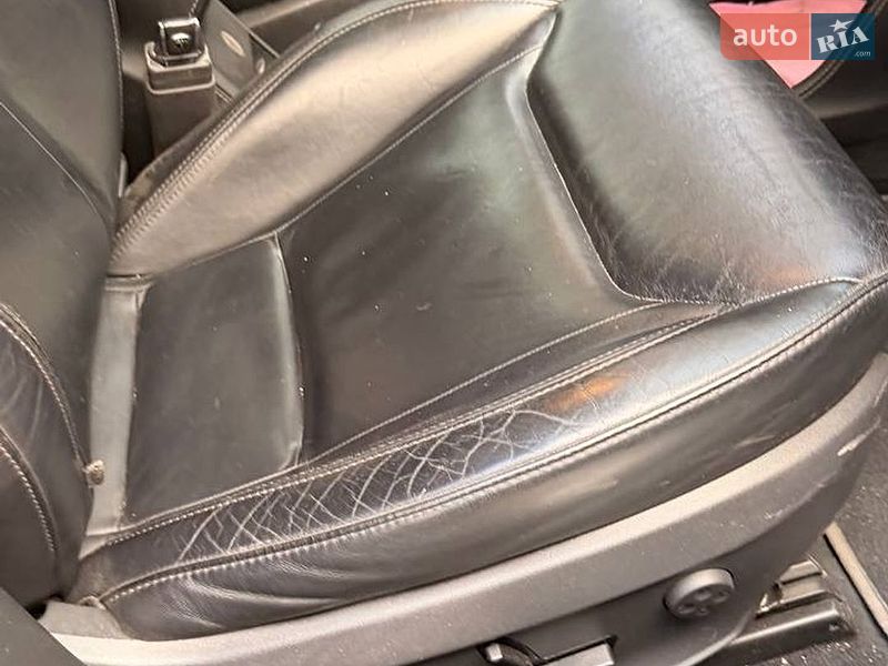 Лифтбек Tesla Model S 2015 в Киеве
