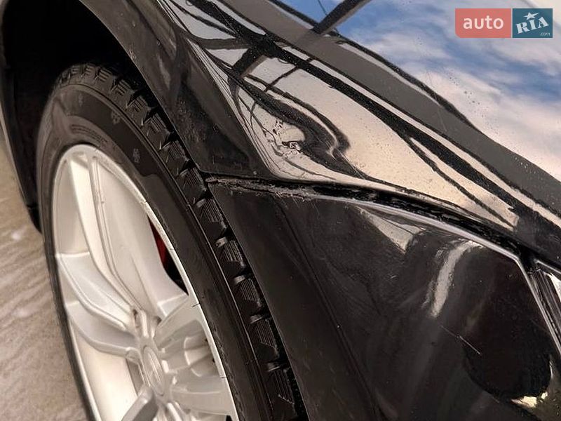 Лифтбек Tesla Model S 2015 в Киеве