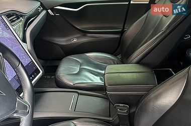 Лифтбек Tesla Model S 2013 в Киеве