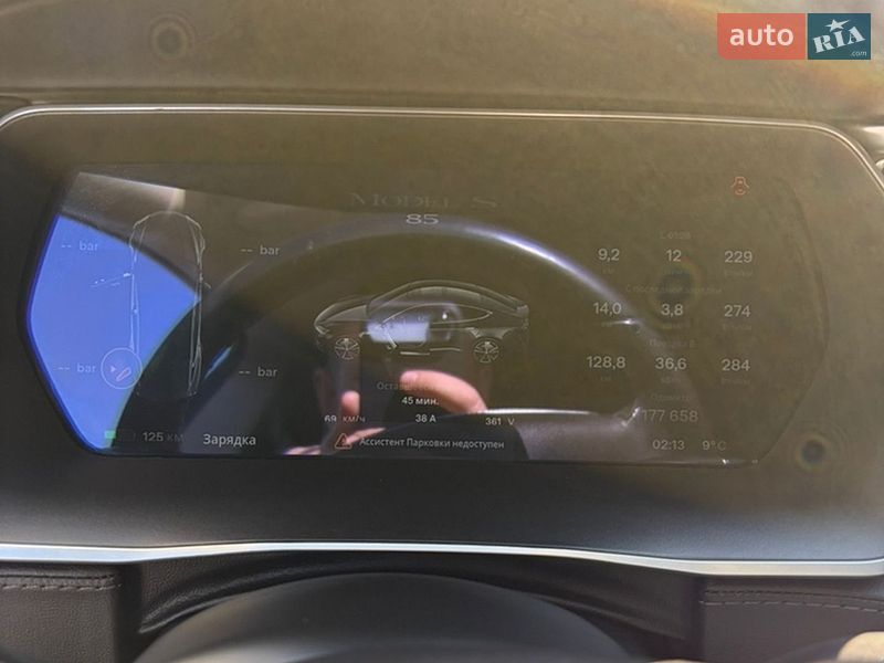 Лифтбек Tesla Model S 2014 в Киеве