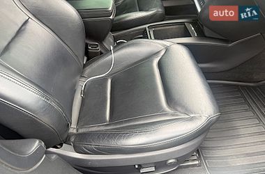 Ліфтбек Tesla Model S 2015 в Чернівцях