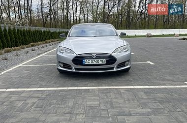 Лифтбек Tesla Model S 2012 в Луцке