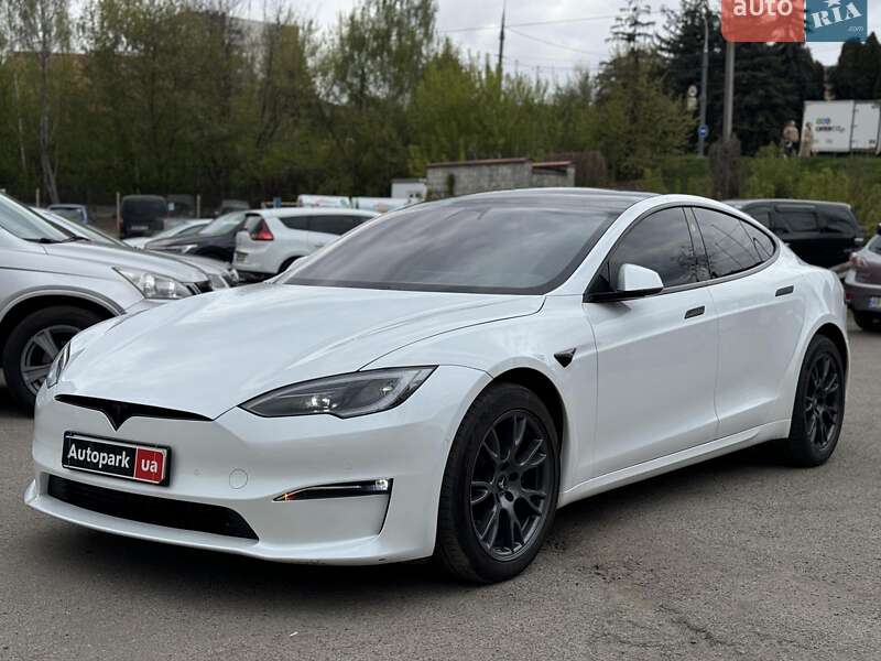 Tesla Model S 2022