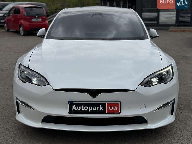Лифтбек Tesla Model S 2022 в Виннице