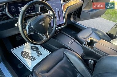 Лифтбек Tesla Model S 2016 в Ровно