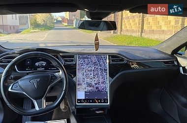 Лифтбек Tesla Model S 2016 в Ровно