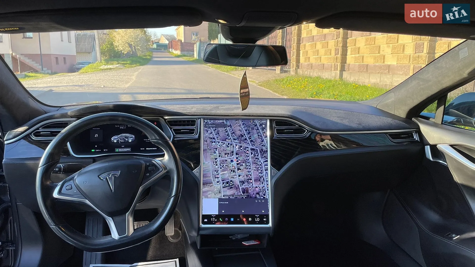 2016 Tesla Model S - мініатюра 27