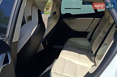 Ліфтбек Tesla Model S 2017 в Києві