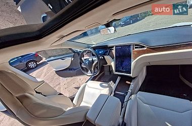 Ліфтбек Tesla Model S 2017 в Києві