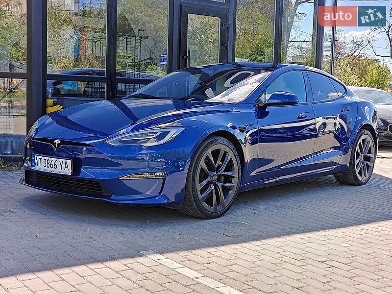 Лифтбек Tesla Model S 2021 в Львове