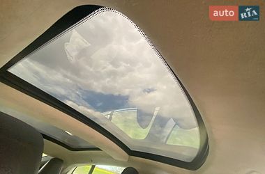 Ліфтбек Tesla Model S 2016 в Миколаєві