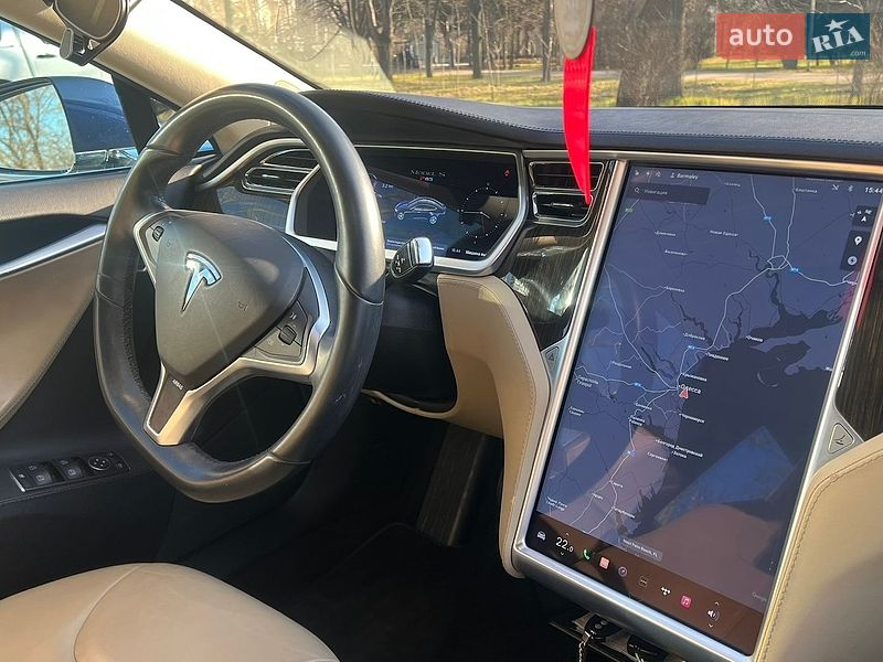 Лифтбек Tesla Model S 2013 в Одессе